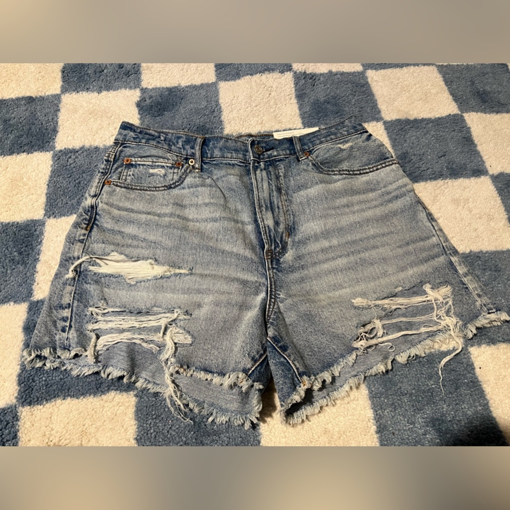 American Eagle Highest Rise ‘90s Boyfriend Shorts